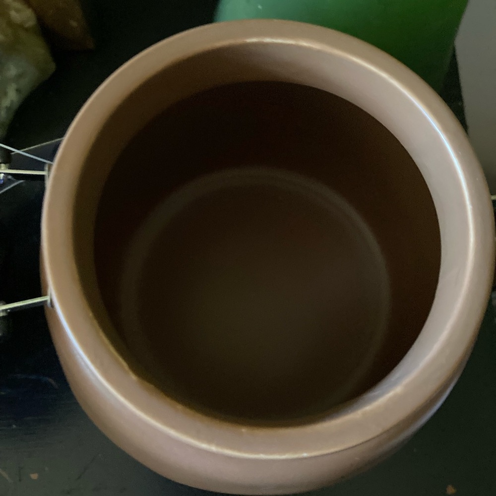 DOG TREAT CONTAINER - Picture 2 of 3